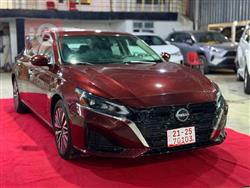 نيسان ألتيما